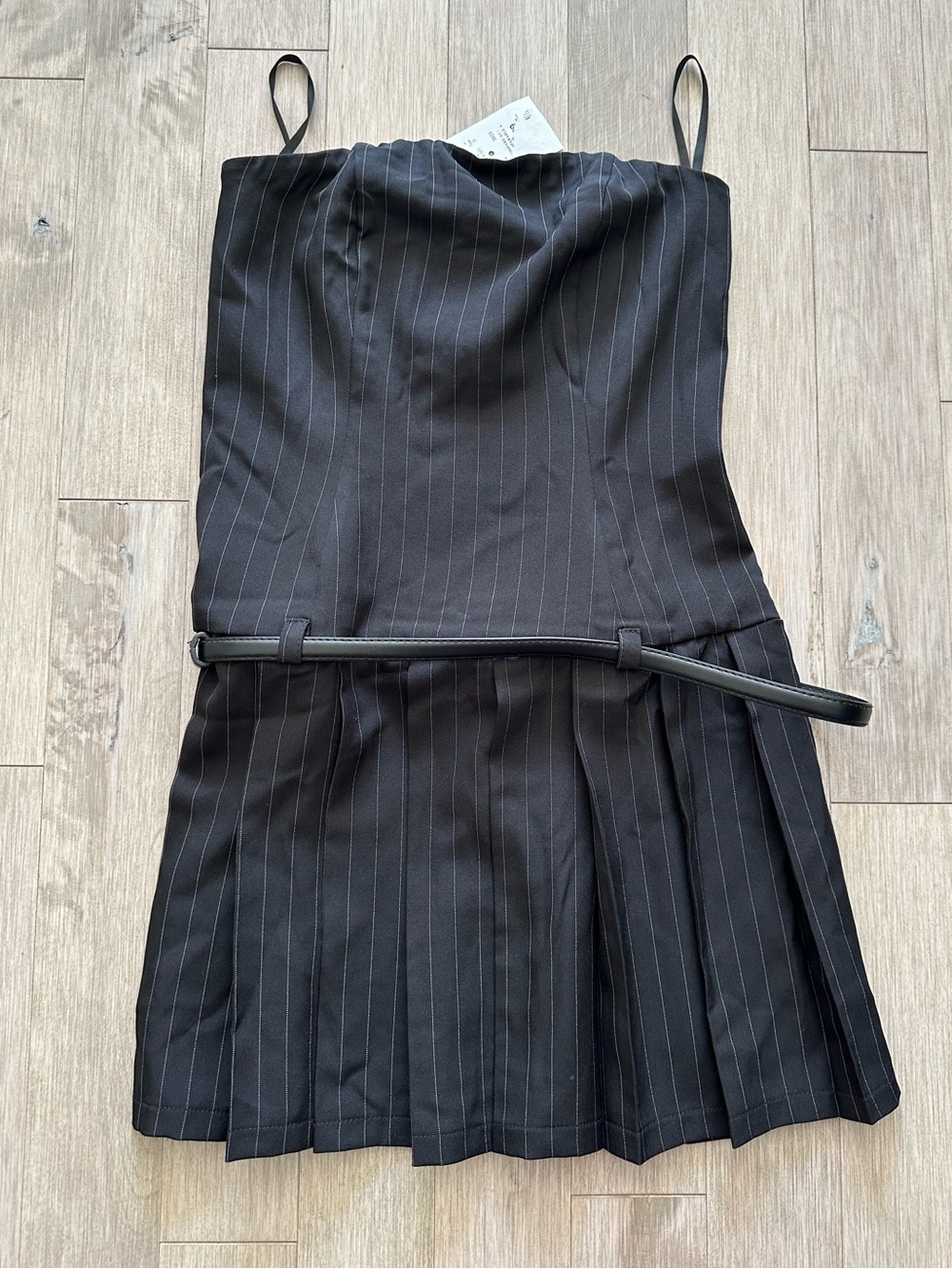 NWT Monteau Black Pinstripe Spaghetti-Strap Pleated Top with Belt Size Small